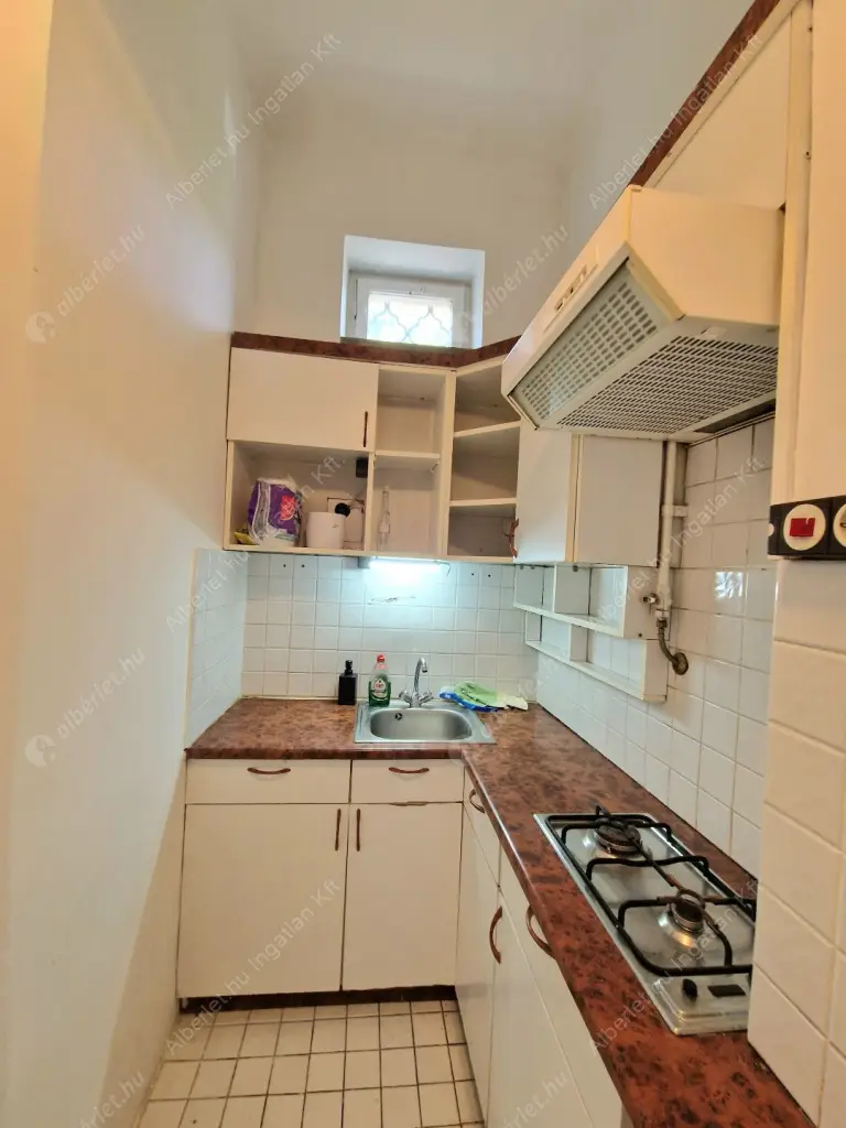 Kiadó albérlet 210000 Ft/hó áron: Budapest, I. kerület  Avar utca. Mérete: 39 nm, 1 szobás | Alberlet.hu - 6577394