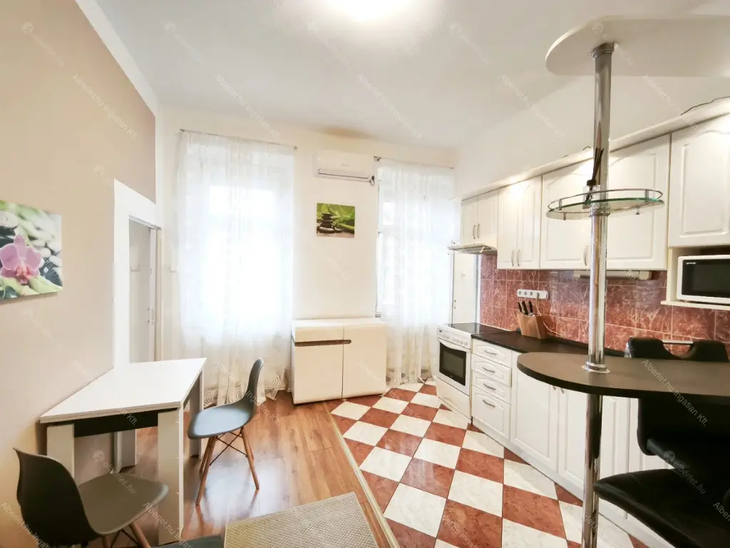 Kiadó albérlet 230000 Ft/hó áron: Budapest, I. kerület  Avar utca. Mérete: 40 nm, 2 szobás | Alberlet.hu - 6685748