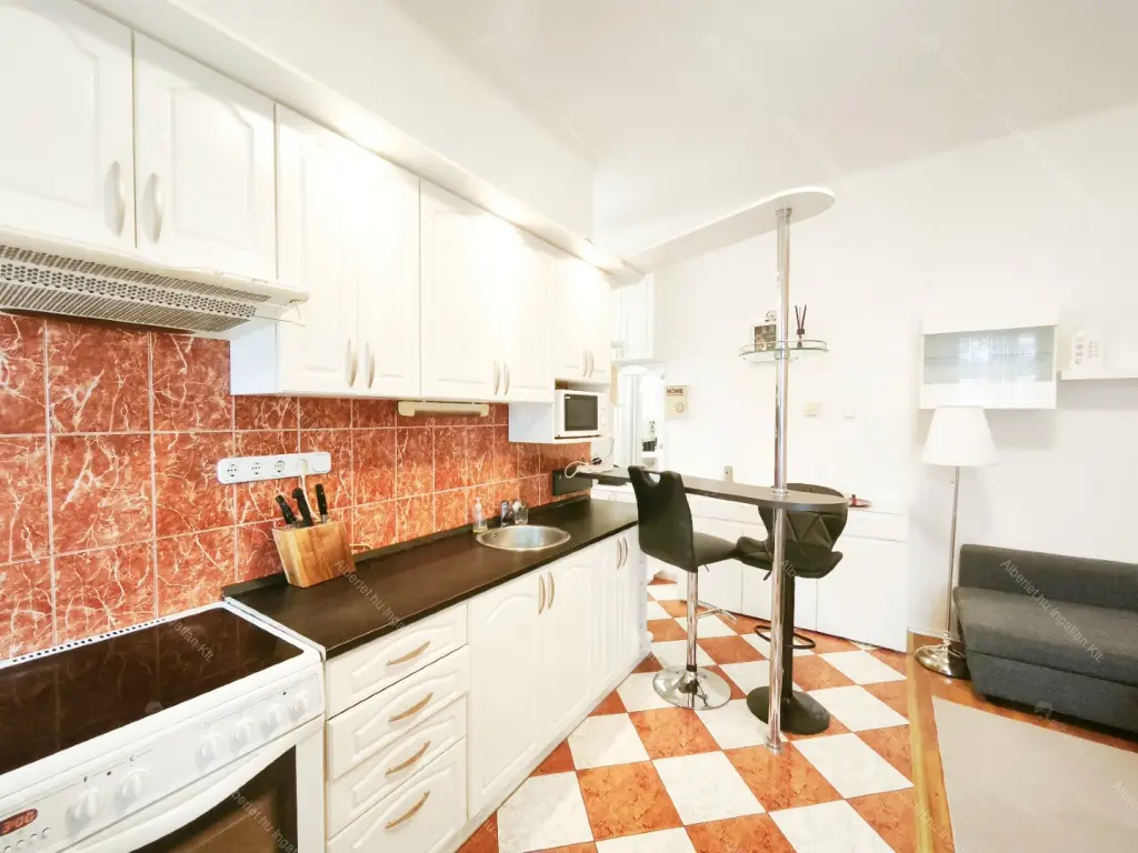 Kiadó albérlet 230000 Ft/hó áron: Budapest, I. kerület  Avar utca. Mérete: 42 nm, 2 szobás | Alberlet.hu - 6685661