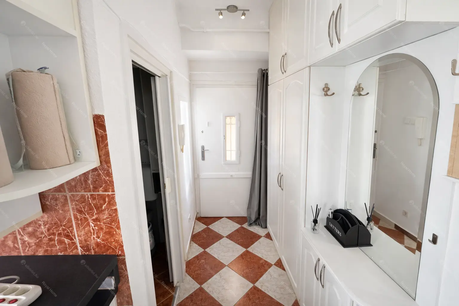 Kiadó albérlet 220000 Ft/hó áron: Budapest, I. kerület  Avar utca. Mérete: 42 nm, 2 szobás | Alberlet.hu - 6689177