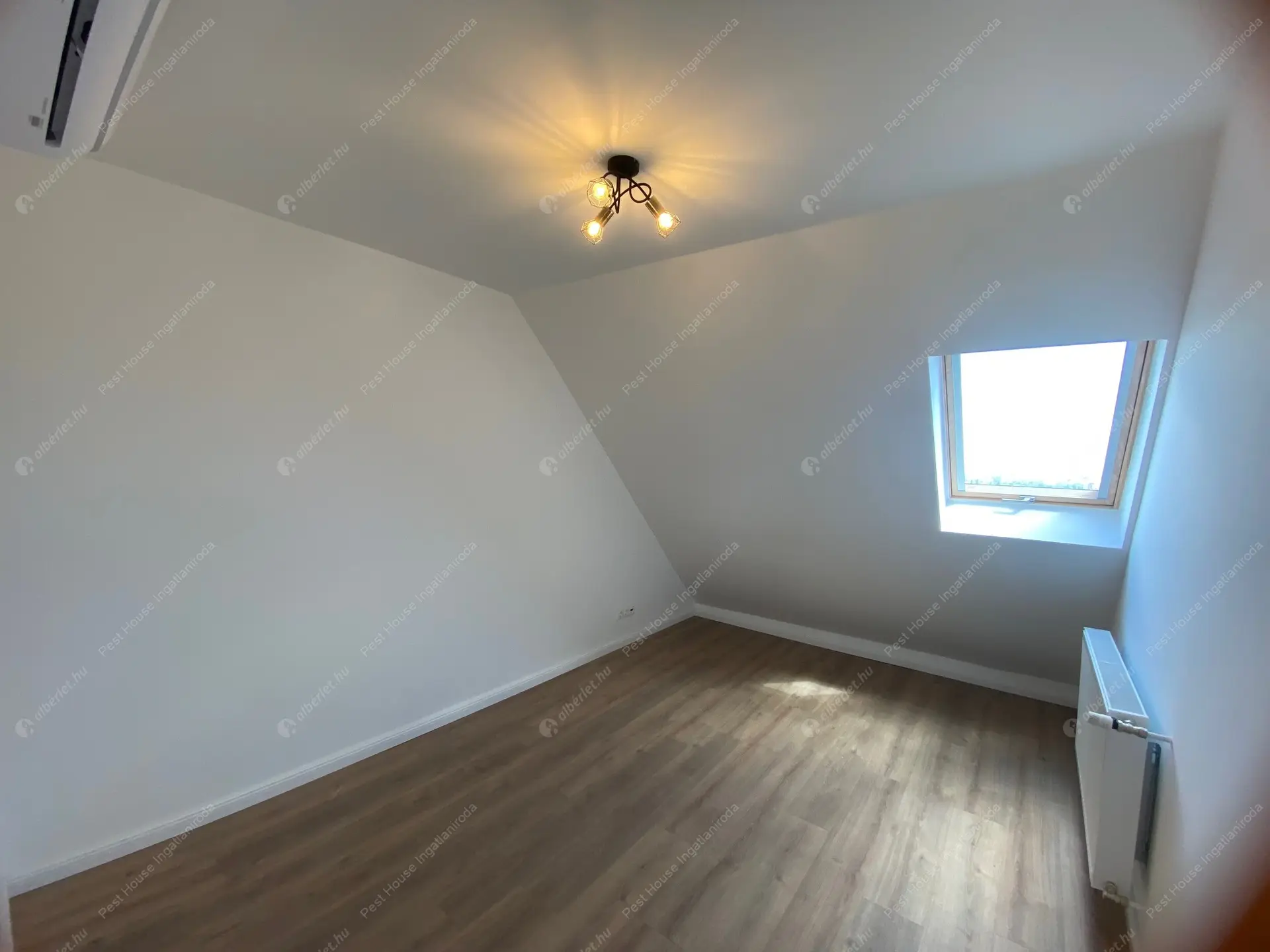 Kiadó albérlet 435000 Ft/hó áron: Budapest, I. kerület  Batthyány utca. Mérete: 100 nm, 3 szobás | Alberlet.hu - 6453531