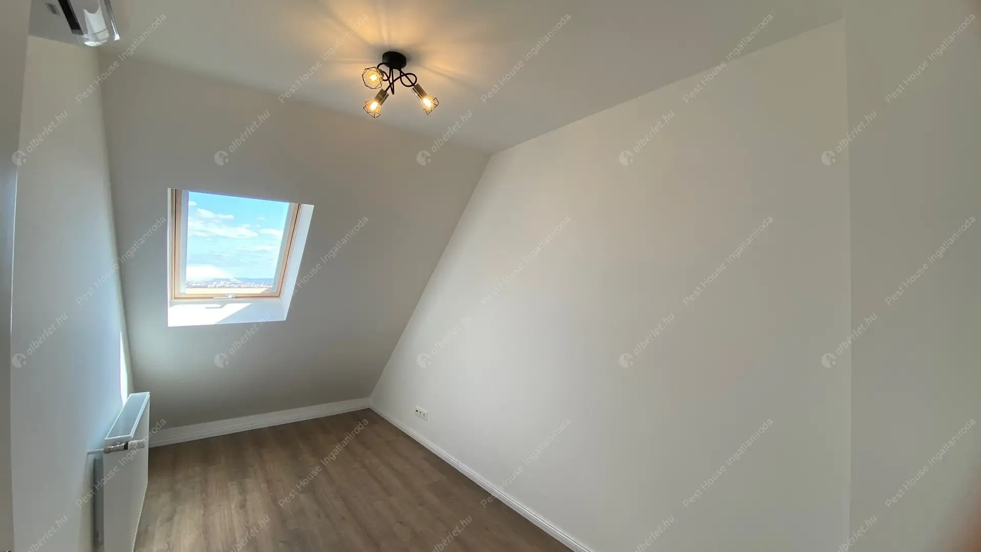 Kiadó albérlet 435000 Ft/hó áron: Budapest, I. kerület  Batthyány utca. Mérete: 100 nm, 3 szobás | Alberlet.hu - 6453533