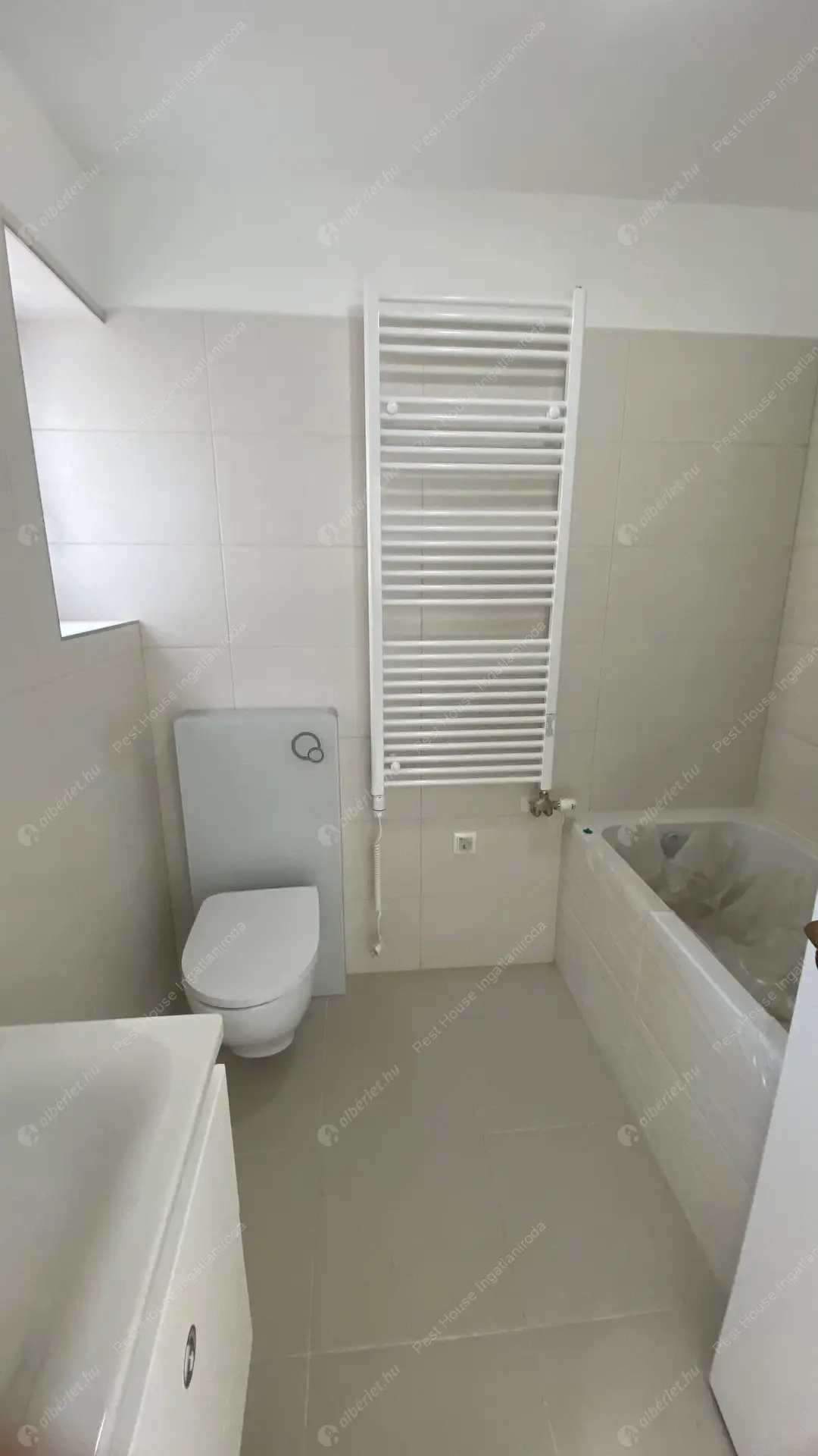 Kiadó albérlet 435000 Ft/hó áron: Budapest, I. kerület  Batthyány utca. Mérete: 100 nm, 3 szobás | Alberlet.hu - 6453536