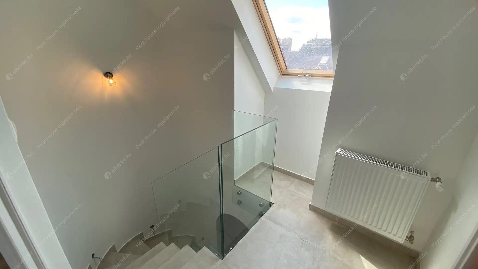 Kiadó albérlet 435000 Ft/hó áron: Budapest, I. kerület  Batthyány utca. Mérete: 100 nm, 3 szobás | Alberlet.hu - 6453538