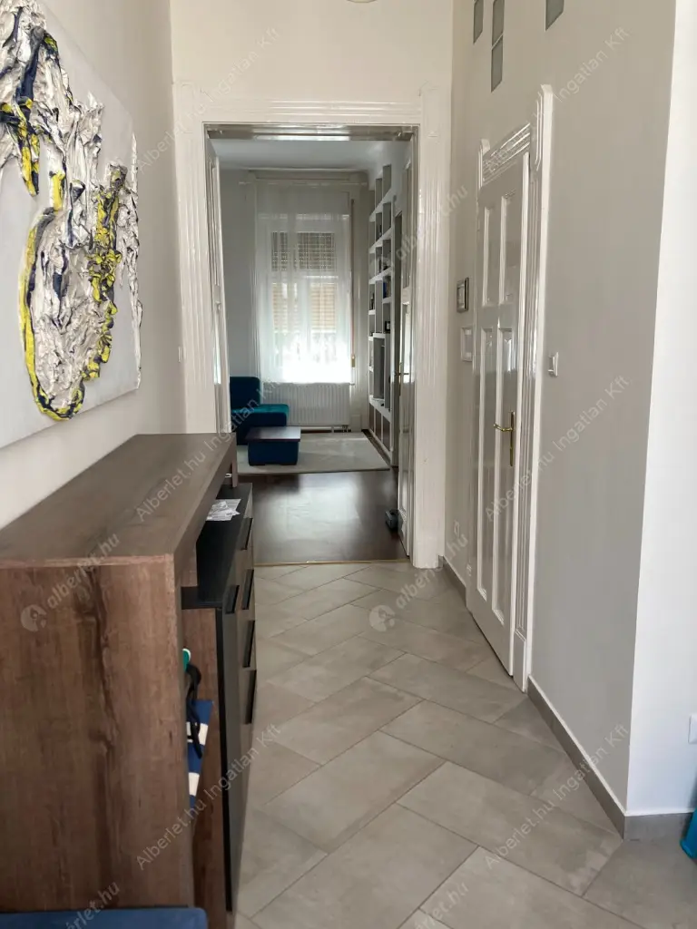 Kiadó albérlet 650000 Ft/hó áron: Budapest, I. kerület  Batthyány utca. Mérete: 105 nm, 3 szobás | Alberlet.hu - 5839790