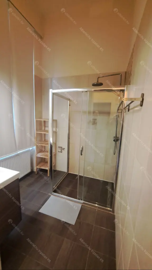 Kiadó albérlet 350000 Ft/hó áron: Budapest, I. kerület  Batthyány utca. Mérete: 53 nm, 2 szobás | Alberlet.hu - 6658207