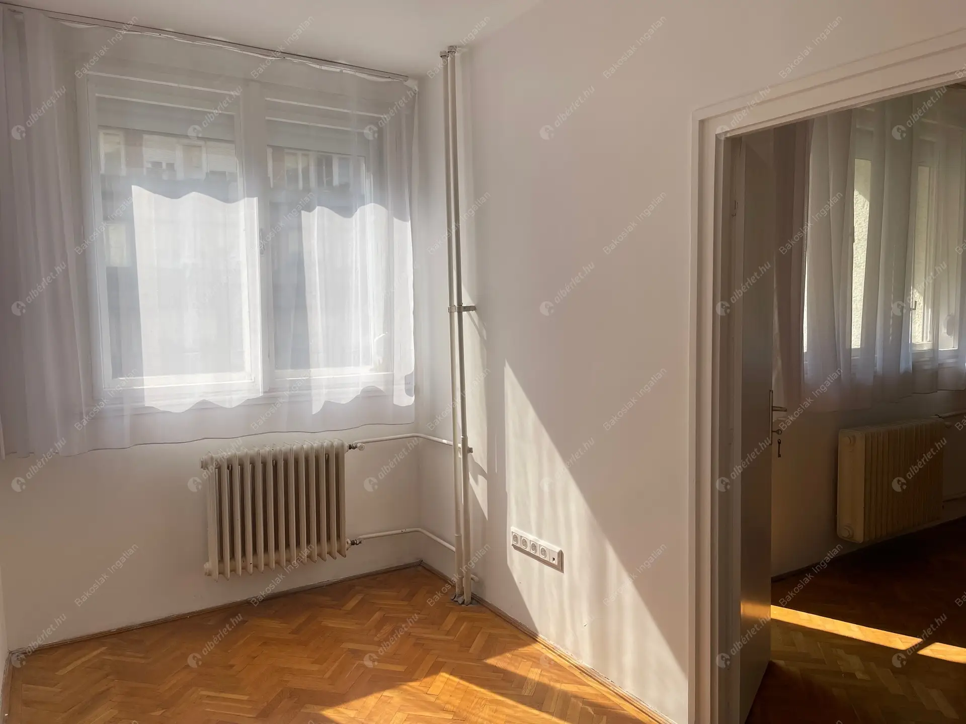 Kiadó albérlet 280000 Ft/hó áron: Budapest, I. kerület  Batthyány utca. Mérete: 62 nm, 3 szobás | Alberlet.hu - 6502839