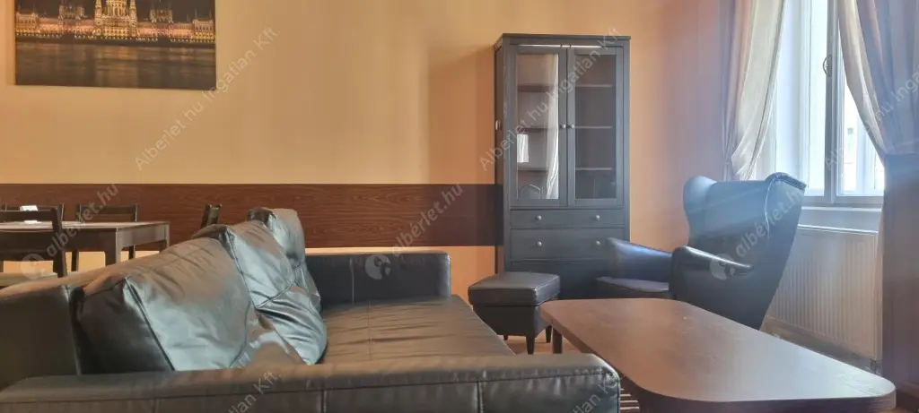 Kiadó albérlet 440000 Ft/hó áron: Budapest, I. kerület  Batthyány utca. Mérete: 72 nm, 3 szobás | Alberlet.hu - 6516840