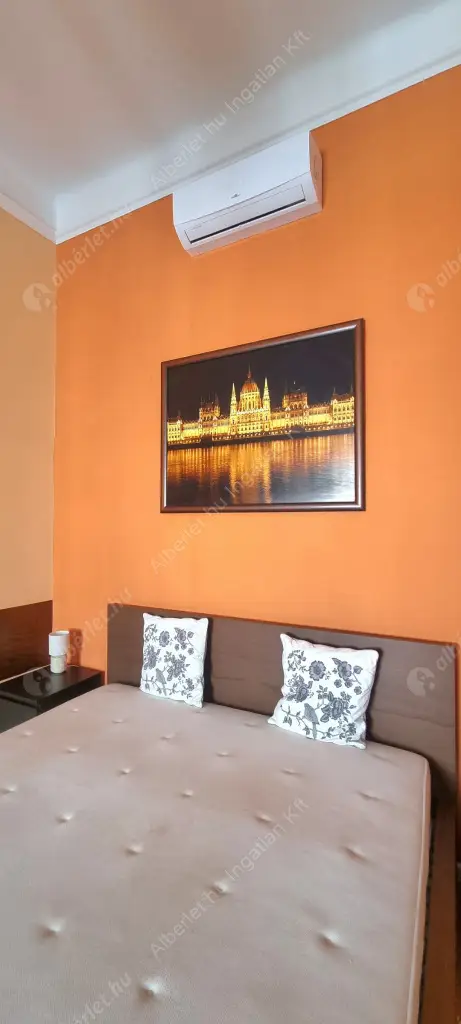 Kiadó albérlet 440000 Ft/hó áron: Budapest, I. kerület  Batthyány utca. Mérete: 72 nm, 3 szobás | Alberlet.hu - 6516842