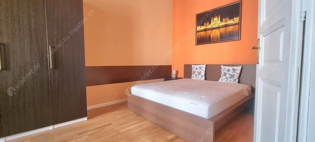 Kiadó albérlet 440000 Ft/hó áron: Budapest, I. kerület  Batthyány utca. Mérete: 72 nm, 3 szobás | Alberlet.hu - 6615633