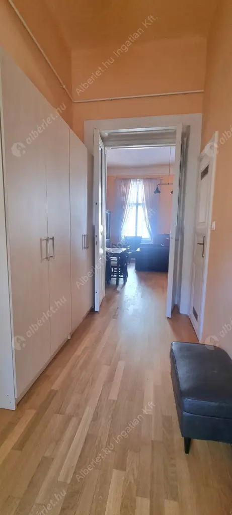 Kiadó albérlet 440000 Ft/hó áron: Budapest, I. kerület  Batthyány utca. Mérete: 72 nm, 3 szobás | Alberlet.hu - 6615635