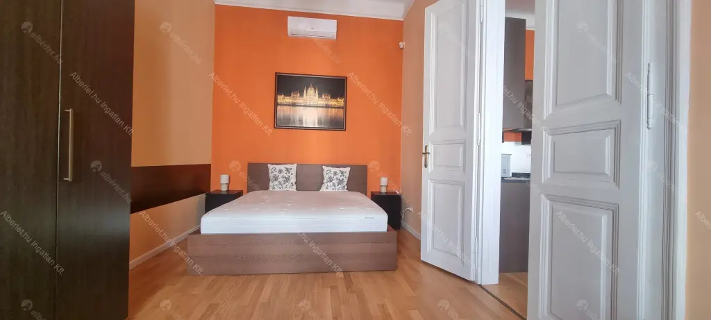 Kiadó albérlet 440000 Ft/hó áron: Budapest, I. kerület  Batthyány utca. Mérete: 72 nm, 3 szobás | Alberlet.hu - 6708915