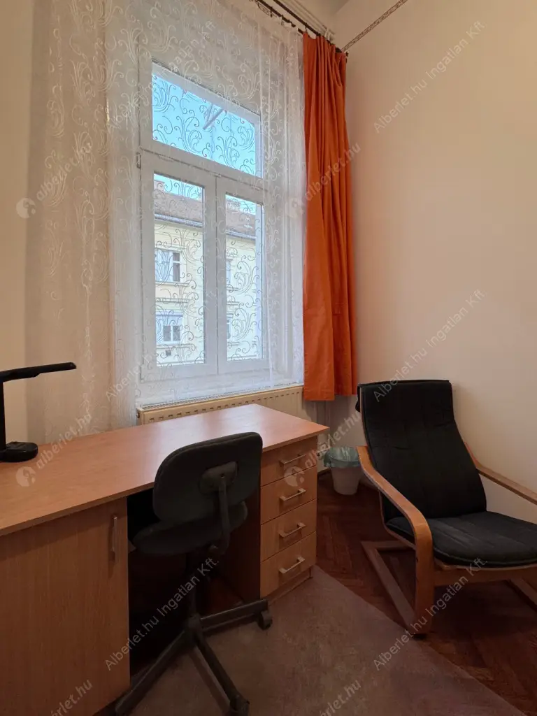 Kiadó albérlet 299000 Ft/hó áron: Budapest, I. kerület  Batthyány utca. Mérete: 73 nm, 3 szobás | Alberlet.hu - 6594006