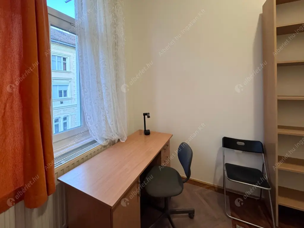 Kiadó albérlet 299000 Ft/hó áron: Budapest, I. kerület  Batthyány utca. Mérete: 73 nm, 3 szobás | Alberlet.hu - 6594010