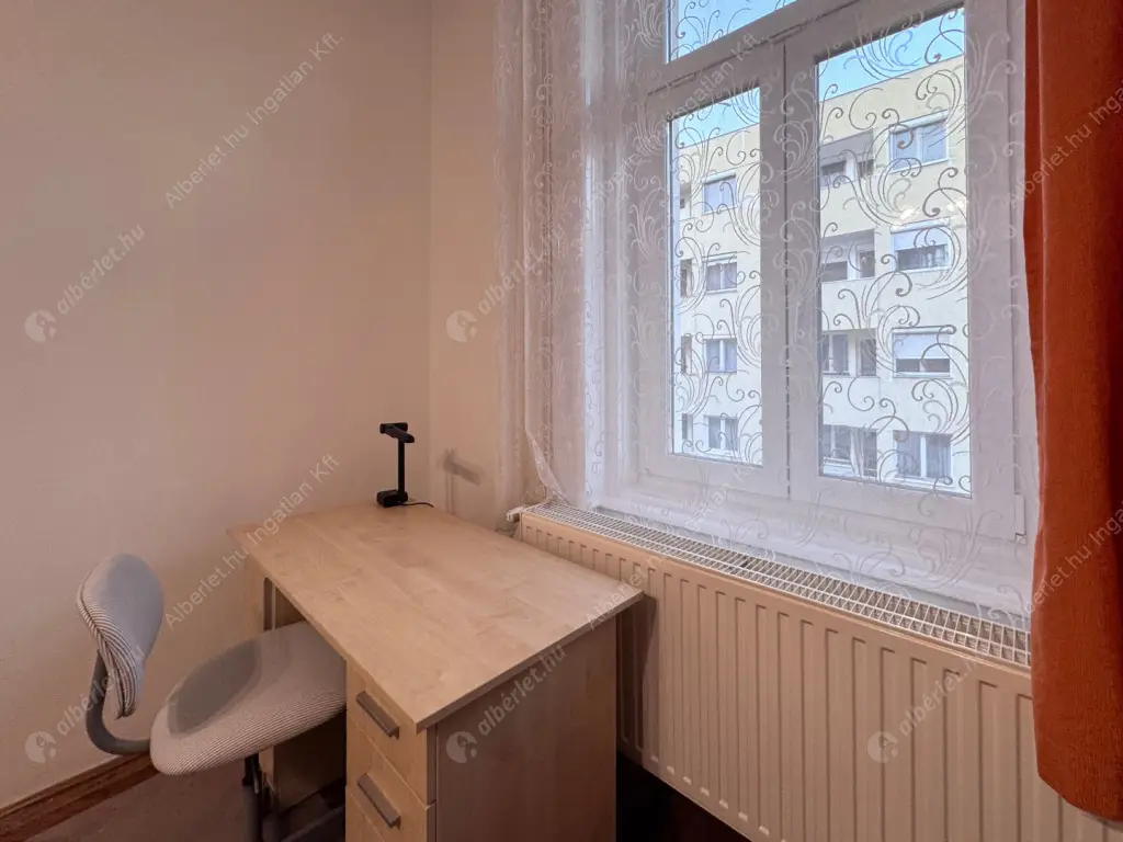 Kiadó albérlet 299000 Ft/hó áron: Budapest, I. kerület  Batthyány utca. Mérete: 73 nm, 3 szobás | Alberlet.hu - 6610315