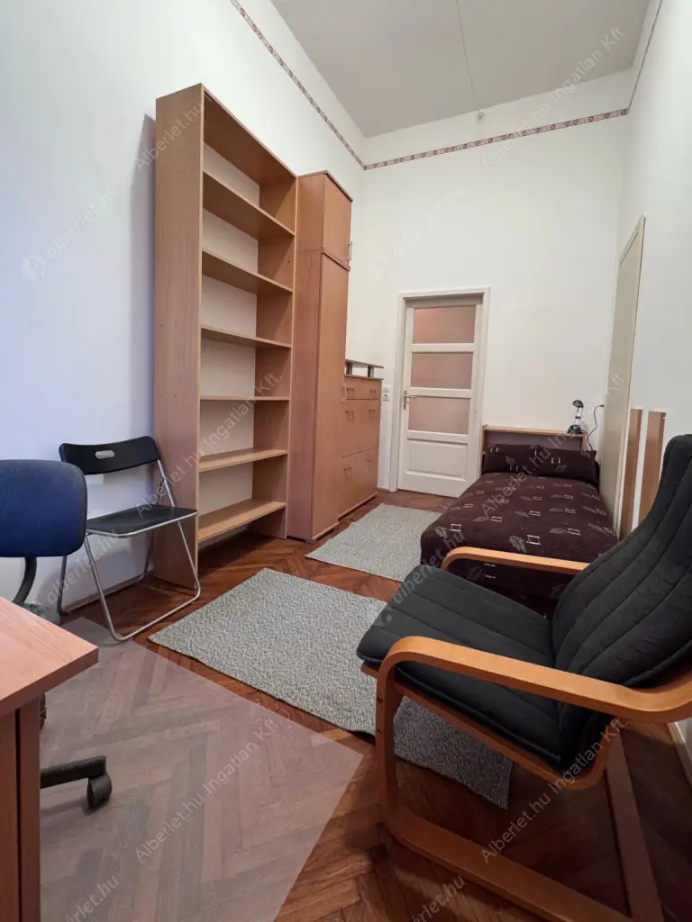 Kiadó albérlet 299000 Ft/hó áron: Budapest, I. kerület  Batthyány utca. Mérete: 73 nm, 3 szobás | Alberlet.hu - 6610320