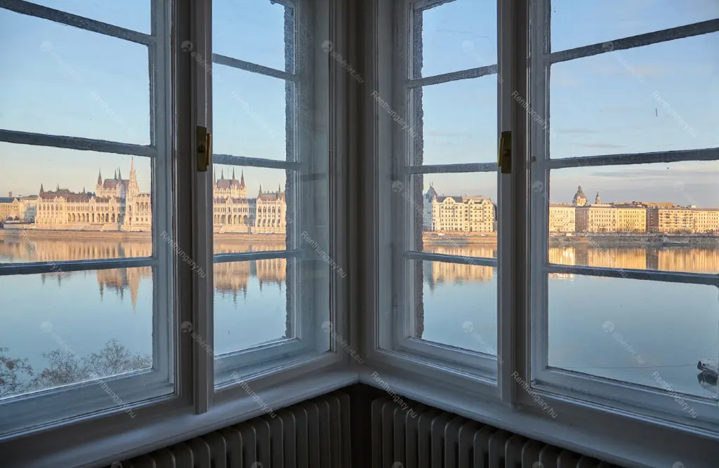 Kiadó albérlet 215000 Ft/hó áron: Budapest, I. kerület  Bem  rakpart . Mérete: 31 nm, 1 szobás | Alberlet.hu - 6661341