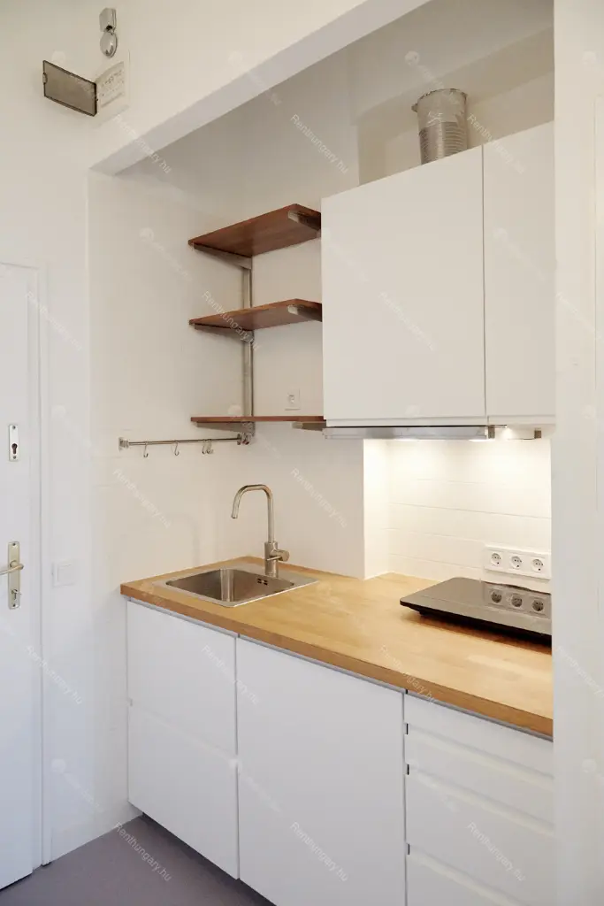 Kiadó albérlet 215000 Ft/hó áron: Budapest, I. kerület  Bem  rakpart . Mérete: 31 nm, 1 szobás | Alberlet.hu - 6661344