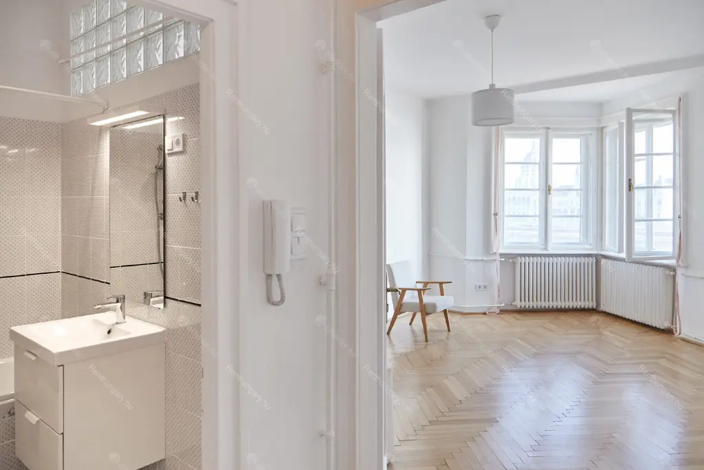 Kiadó albérlet 215000 Ft/hó áron: Budapest, I. kerület  Bem  rakpart . Mérete: 31 nm, 2 szobás | Alberlet.hu - 6659473