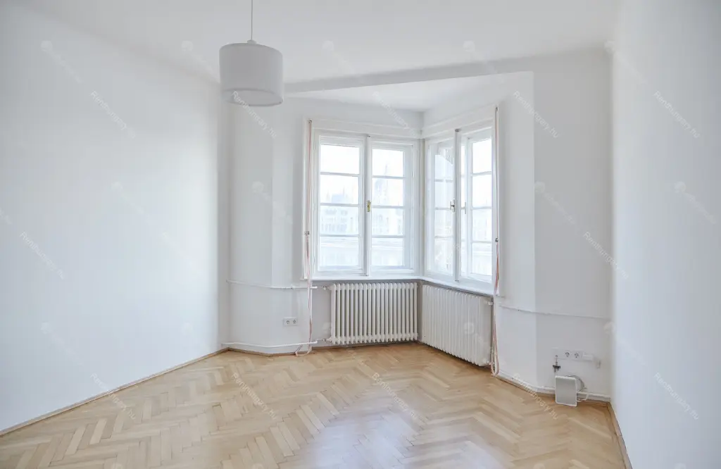 Kiadó albérlet 215000 Ft/hó áron: Budapest, I. kerület  Bem  rakpart . Mérete: 31 nm, 2 szobás | Alberlet.hu - 6659478