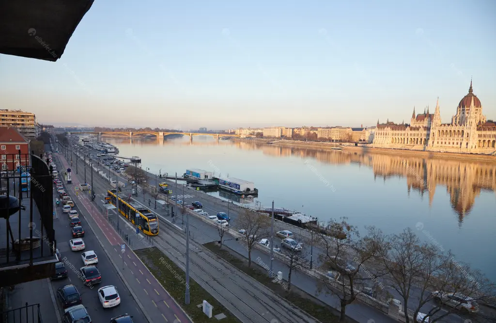 Kiadó albérlet 215000 Ft/hó áron: Budapest, I. kerület  Bem  rakpart . Mérete: 31 nm, 2 szobás | Alberlet.hu - 6659486