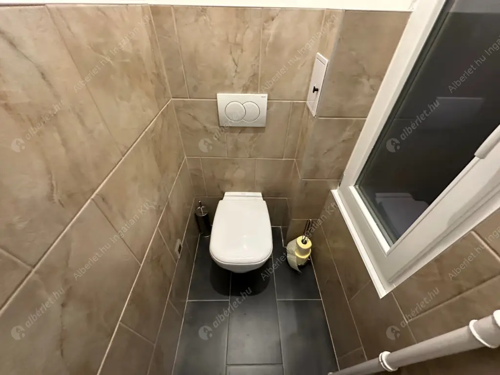 Kiadó albérlet 880000 Ft/hó áron: Budapest, I. kerület  Bem rakpart. Mérete: 125 nm, 4 szobás | Alberlet.hu - 6633454