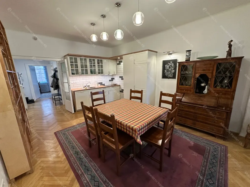 Kiadó albérlet 849000 Ft/hó áron: Budapest, I. kerület  Bem rakpart. Mérete: 125 nm, 4 szobás | Alberlet.hu - 6633531