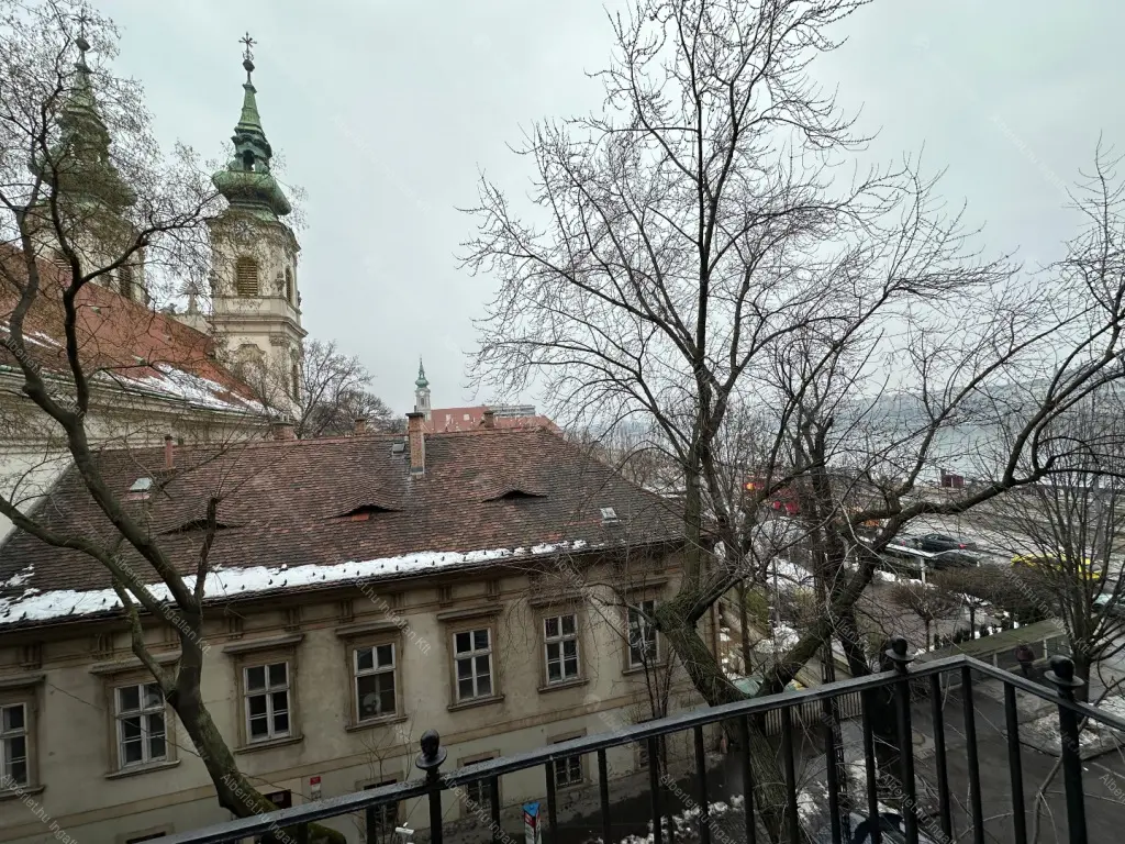 Kiadó albérlet 849000 Ft/hó áron: Budapest, I. kerület  Bem rakpart. Mérete: 125 nm, 4 szobás | Alberlet.hu - 6633538