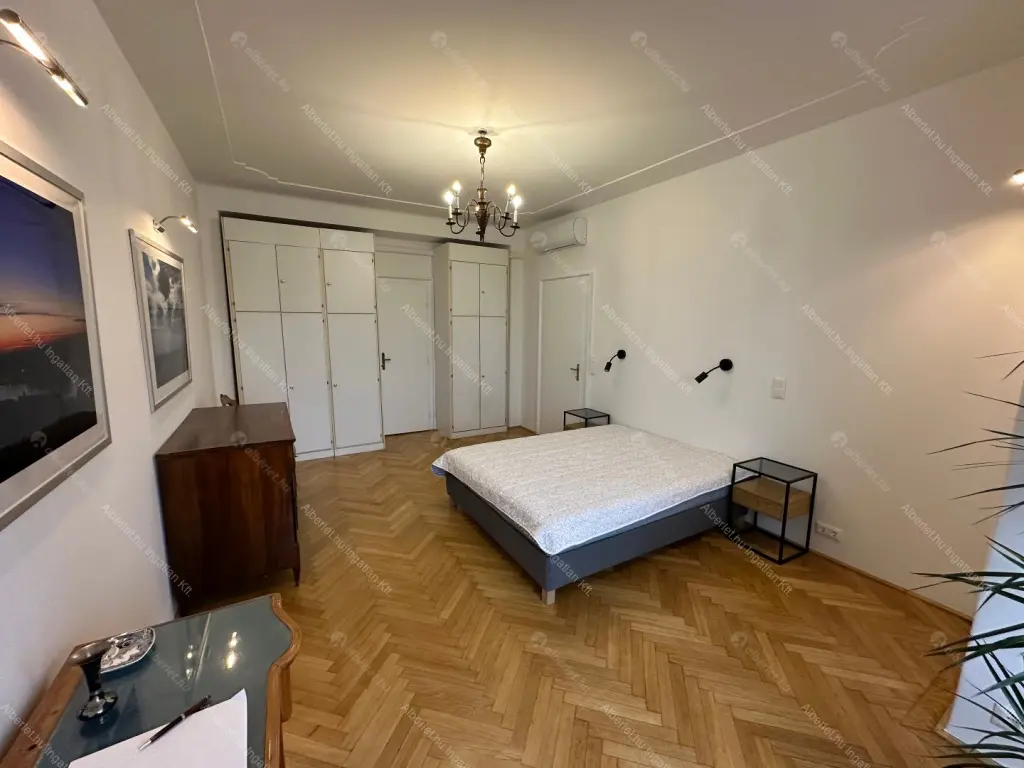 Kiadó albérlet 849000 Ft/hó áron: Budapest, I. kerület  Bem rakpart. Mérete: 125 nm, 4 szobás | Alberlet.hu - 6633544