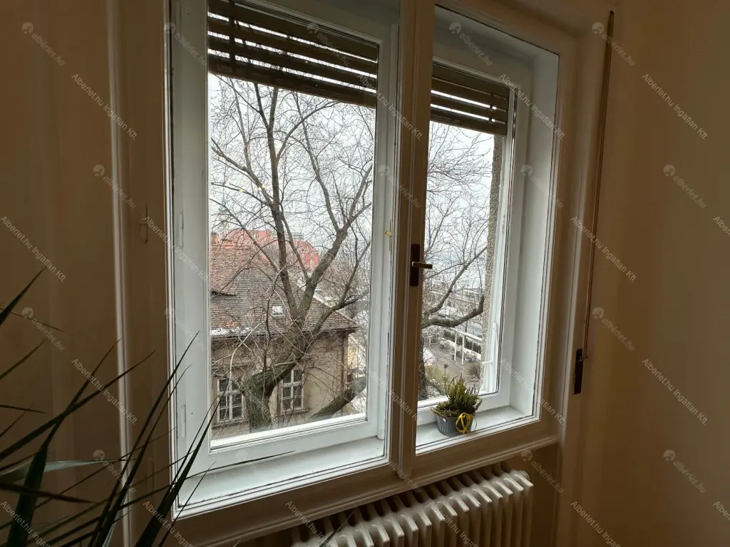 Kiadó albérlet 849000 Ft/hó áron: Budapest, I. kerület  Bem rakpart. Mérete: 125 nm, 4 szobás | Alberlet.hu - 6682301