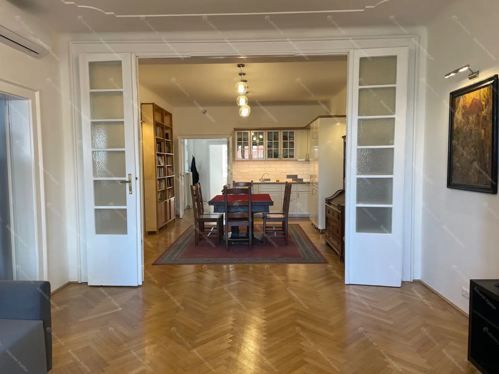 Kiadó albérlet 849000 Ft/hó áron: Budapest, I. kerület  Bem rakpart. Mérete: 125 nm, 5 szobás | Alberlet.hu - 6675340