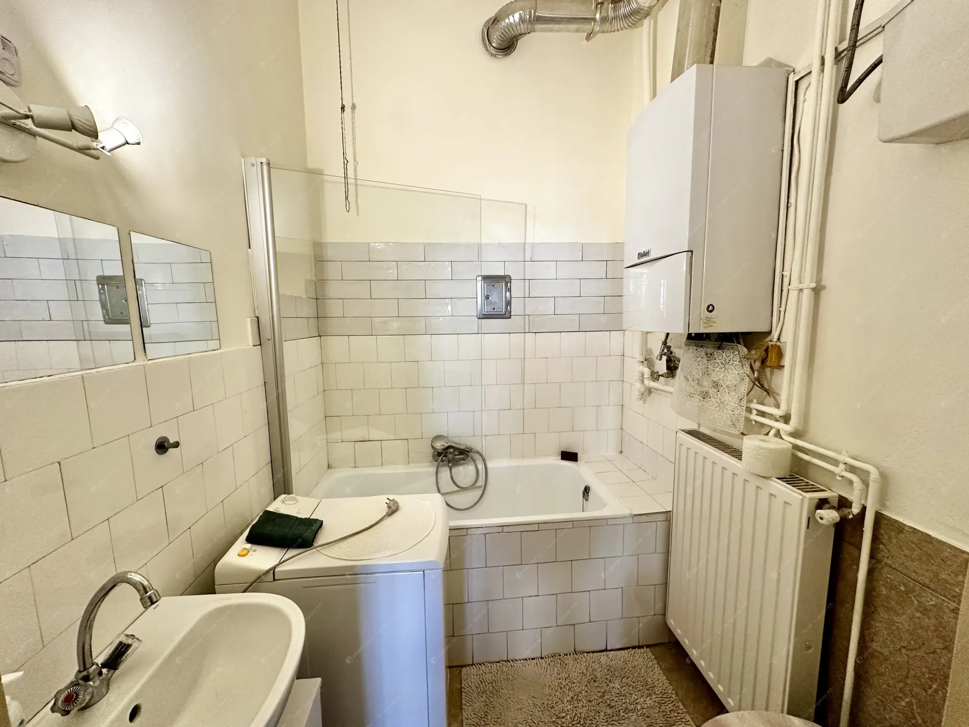 Kiadó albérlet 245000 Ft/hó áron: Budapest, I. kerület  Bem rakpart. Mérete: 35 nm, 2 szobás | Alberlet.hu - 6575244