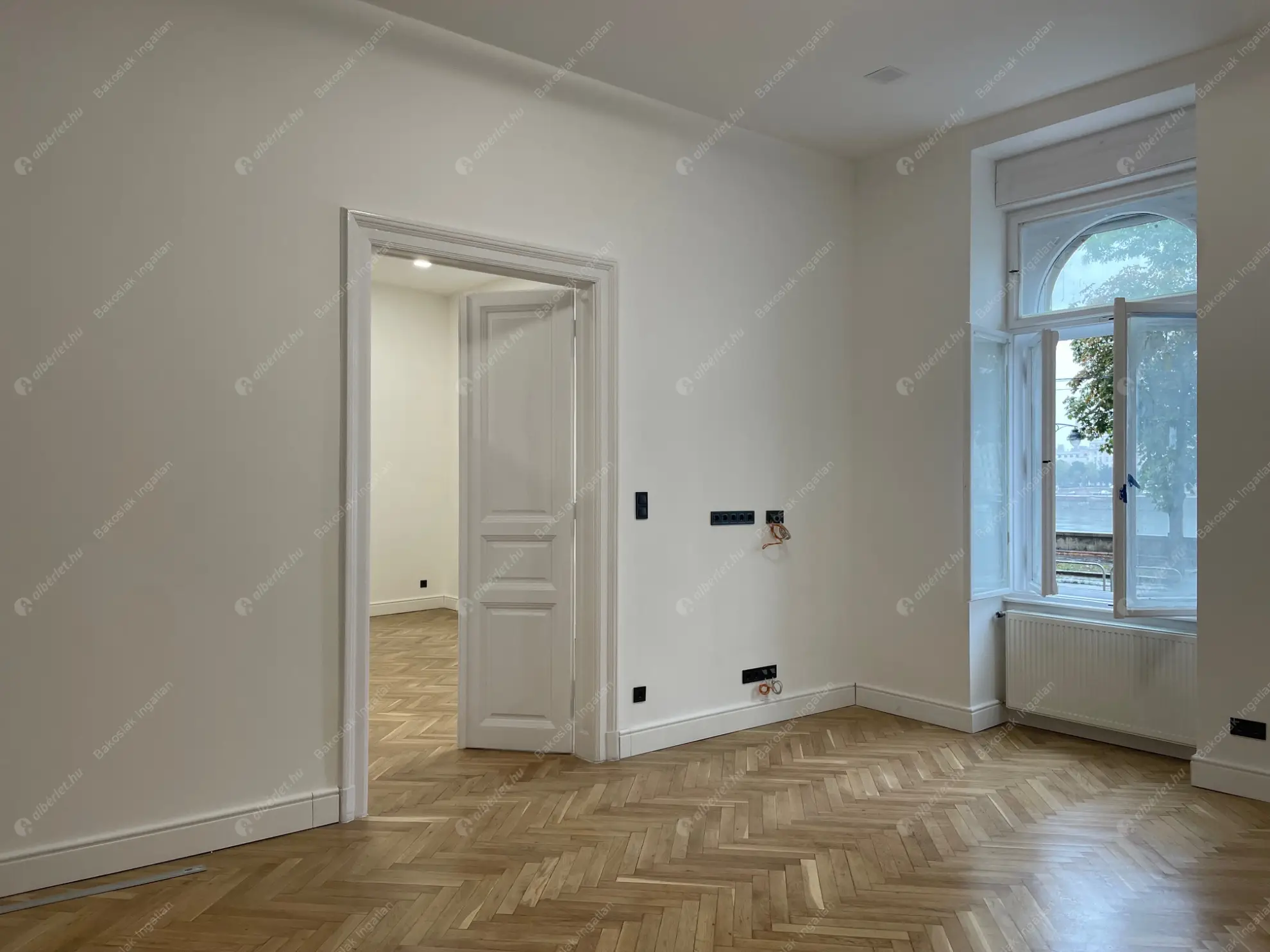 Kiadó albérlet 846000 Ft/hó áron: Budapest, I. kerület  Bem rakpart. Mérete: 95 nm, 2 szobás | Alberlet.hu - 6548867