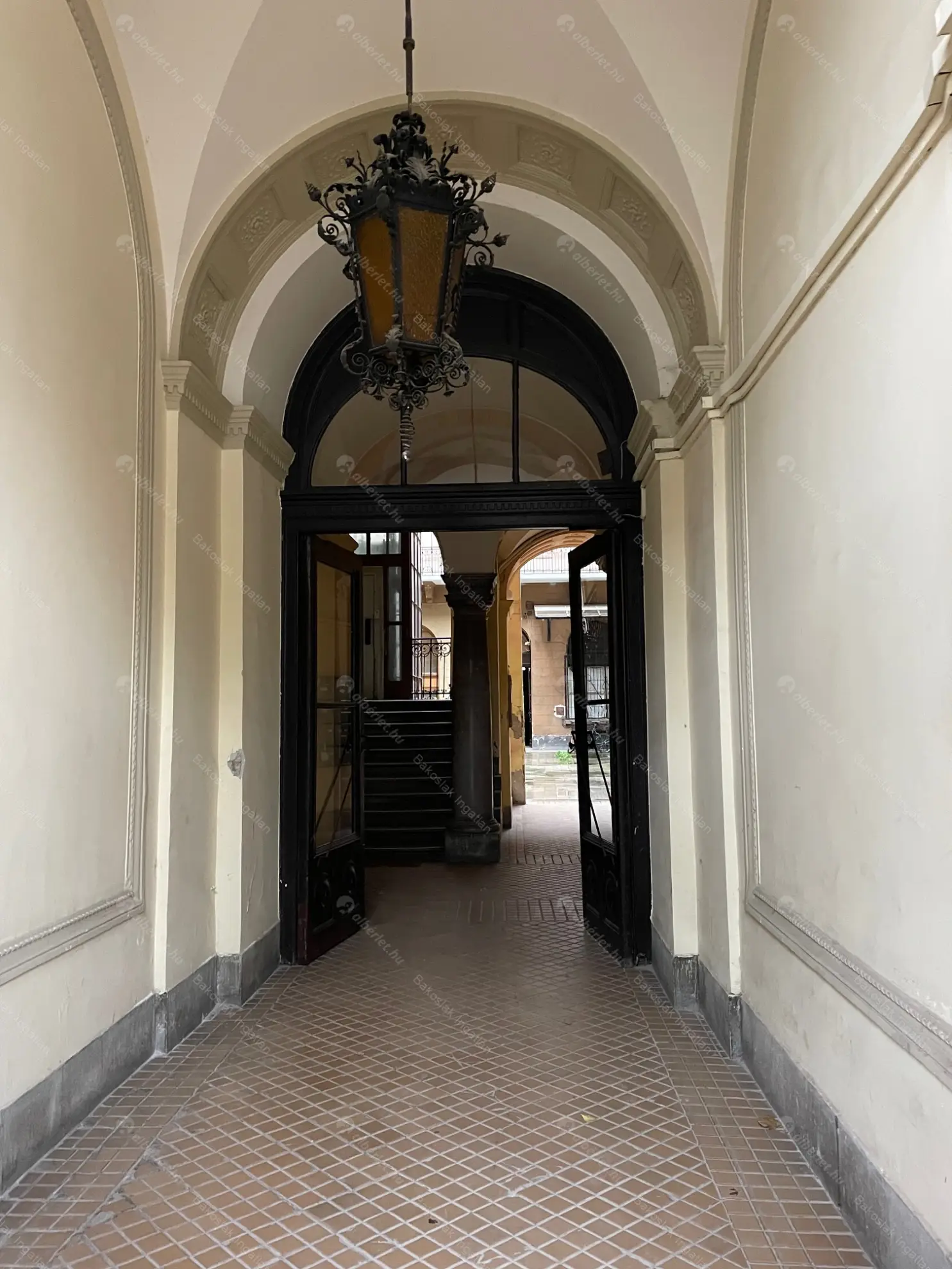 Kiadó albérlet 846000 Ft/hó áron: Budapest, I. kerület  Bem rakpart. Mérete: 95 nm, 2 szobás | Alberlet.hu - 6548877