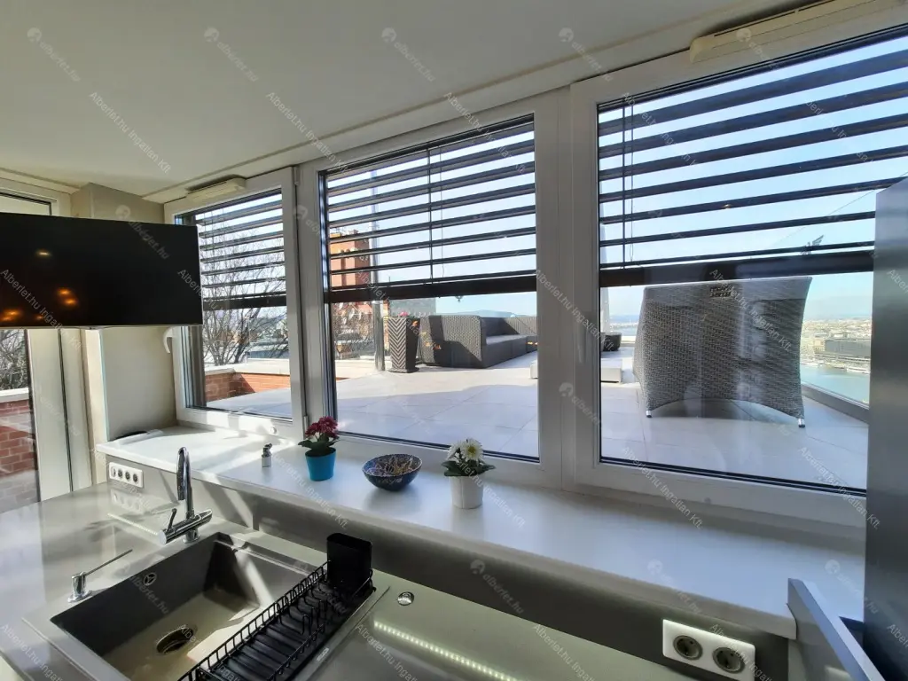 Kiadó albérlet 1700000 Ft/hó áron: Budapest, I. kerület  Bérc utca. Mérete: 160 nm, 5 szobás | Alberlet.hu - 6681697