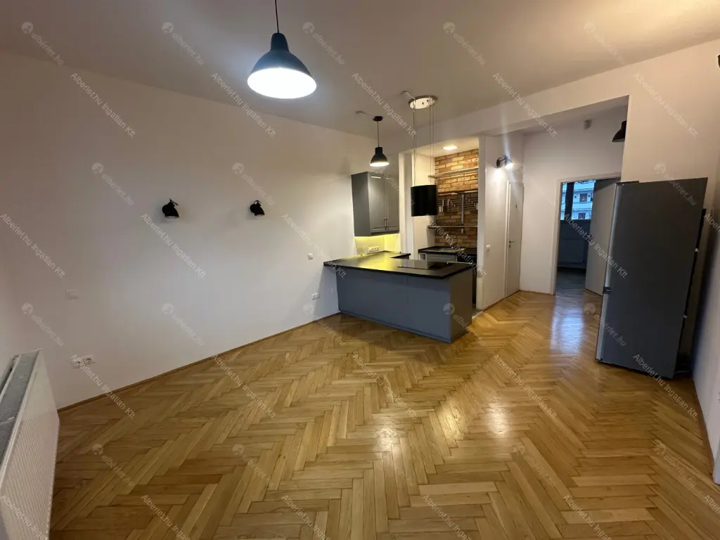 Kiadó albérlet 400000 Ft/hó áron: Budapest, I. kerület  Csalogány utca. Mérete: 65 nm, 3 szobás | Alberlet.hu - 6643063