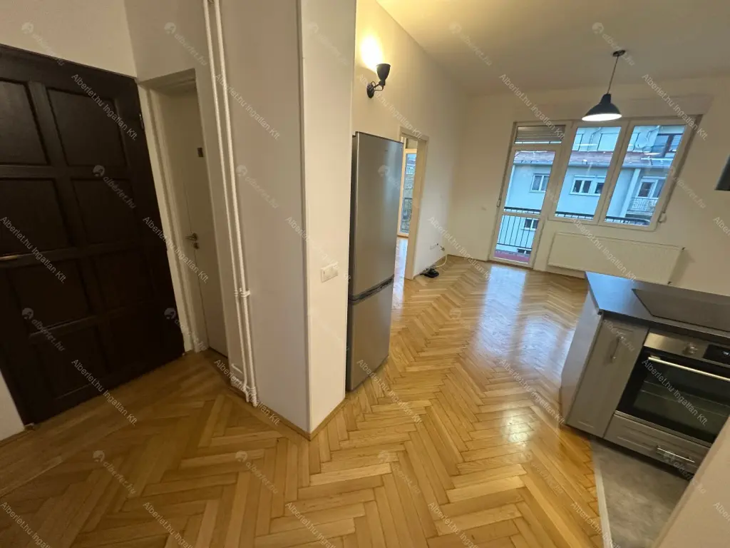 Kiadó albérlet 400000 Ft/hó áron: Budapest, I. kerület  Csalogány utca. Mérete: 65 nm, 3 szobás | Alberlet.hu - 6643066