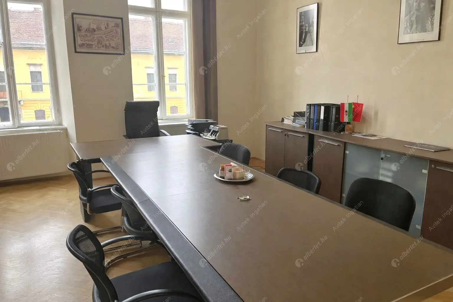 Kiadó albérlet 572000 Ft/hó áron: Budapest, I. kerület  Dísz tér. Mérete: 80 nm, 2 szobás | Alberlet.hu - 6638644