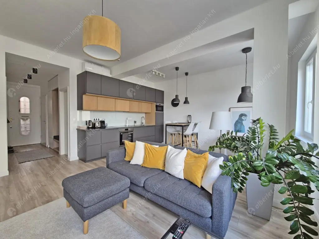 Kiadó albérlet 350000 Ft/hó áron: Budapest, I. kerület  Feszty Árpád utca. Mérete: 57 nm, 2 szobás | Alberlet.hu - 6607346