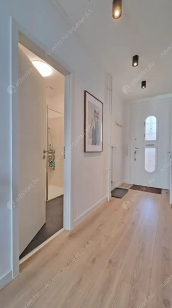 Kiadó albérlet 350000 Ft/hó áron: Budapest, I. kerület  Feszty Árpád utca. Mérete: 57 nm, 2 szobás | Alberlet.hu - 6607356