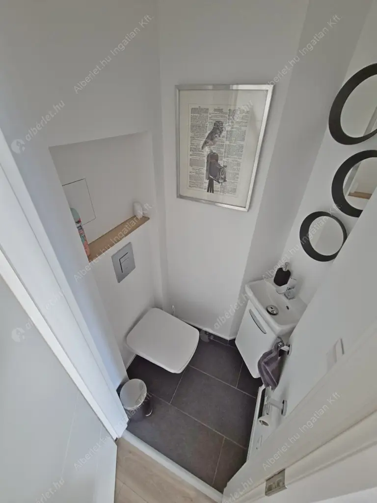 Kiadó albérlet 350000 Ft/hó áron: Budapest, I. kerület  Feszty Árpád utca. Mérete: 57 nm, 2 szobás | Alberlet.hu - 6607359