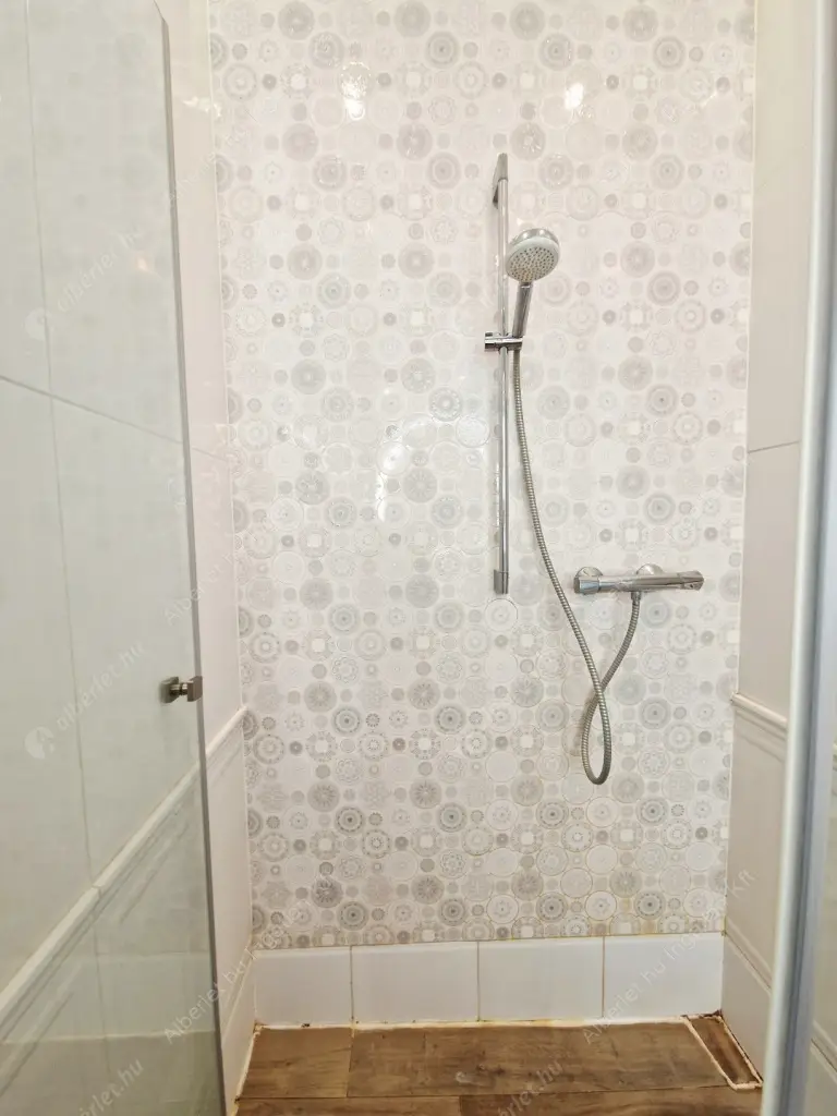 Kiadó albérlet 310000 Ft/hó áron: Budapest, I. kerület  Fiath János utca. Mérete: 48 nm, 2 szobás | Alberlet.hu - 6581384