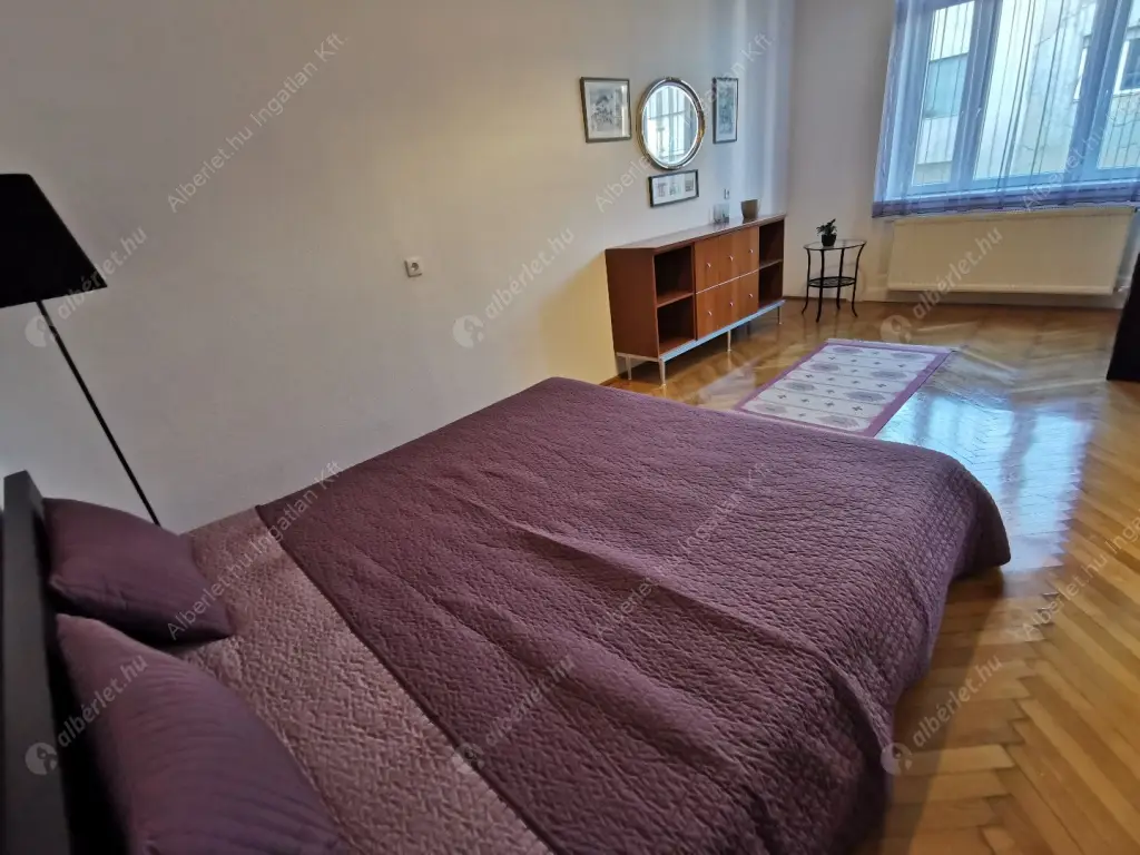 Kiadó albérlet 499000 Ft/hó áron: Budapest, I. kerület  Fő utca. Mérete: 127 nm, 4 szobás | Alberlet.hu - 6585934