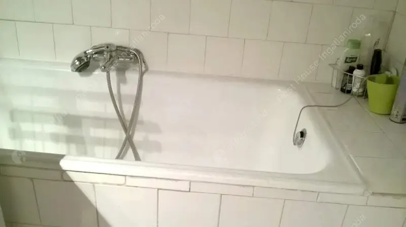 Kiadó albérlet 245000 Ft/hó áron: Budapest, I. kerület  Fő utca. Mérete: 35 nm, 1 szobás | Alberlet.hu - 6546026