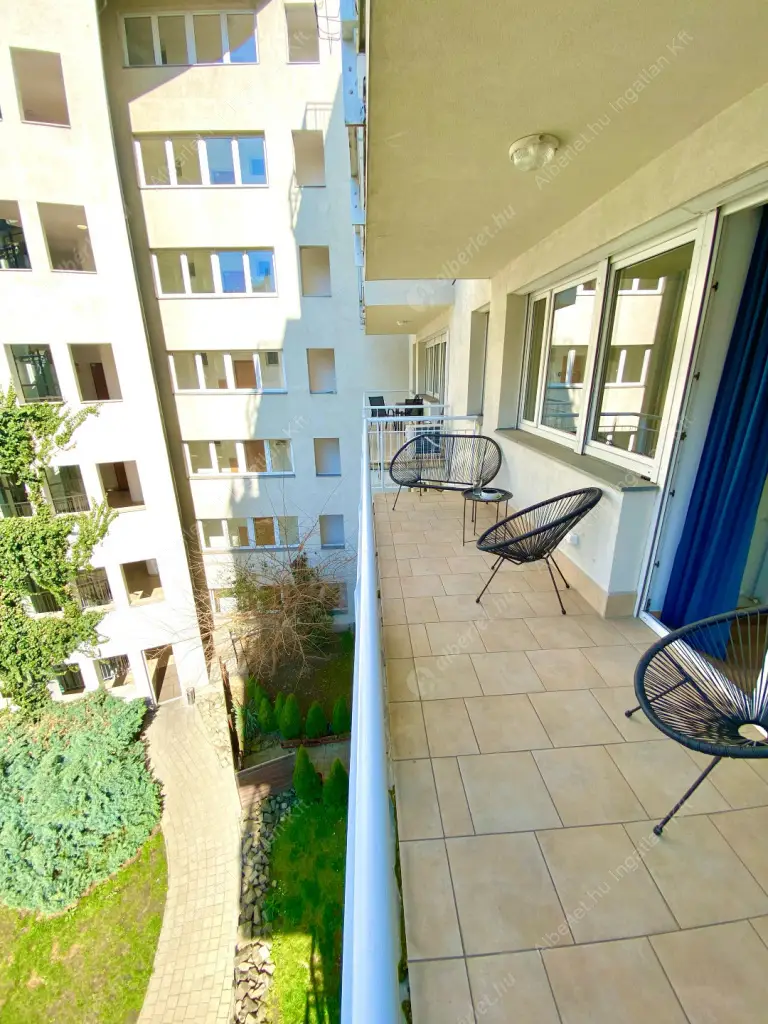 Kiadó albérlet 500000000 Ft/hó áron: Budapest, I. kerület  Fő utca. Mérete: 500 nm, 2 szobás | Alberlet.hu - 6635969