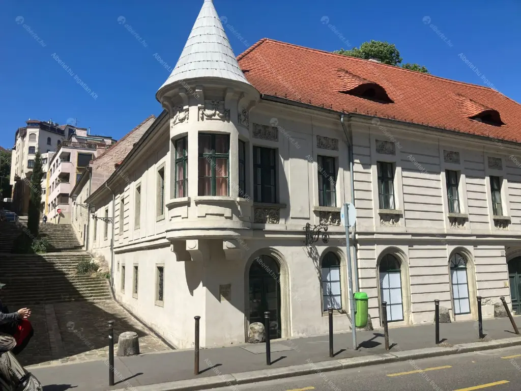 Kiadó albérlet 550000 Ft/hó áron: Budapest, I. kerület  Fő utca. Mérete: 96 nm, 3 szobás | Alberlet.hu - 6669422