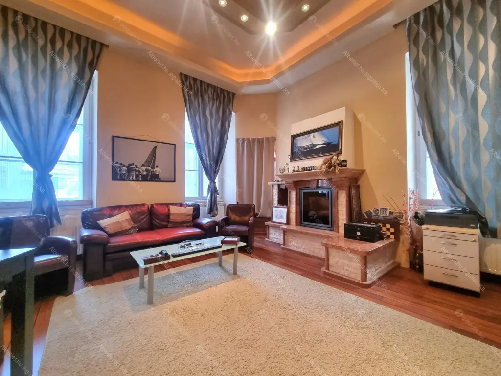 Kiadó albérlet 550000 Ft/hó áron: Budapest, I. kerület  Fő utca. Mérete: 96 nm, 3 szobás | Alberlet.hu - 6696762