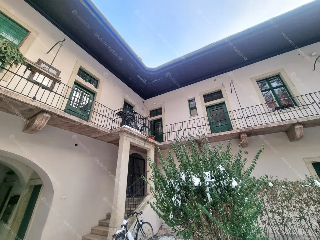 Kiadó albérlet 550000 Ft/hó áron: Budapest, I. kerület  Fő utca. Mérete: 96 nm, 3 szobás | Alberlet.hu - 6696776