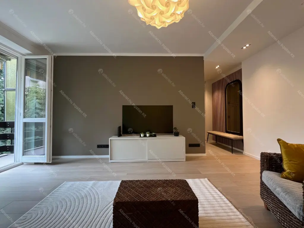 Kiadó albérlet 340000 Ft/hó áron: Budapest, I. kerület  Harkály utca. Mérete: 53 nm, 2 szobás | Alberlet.hu - 6708143