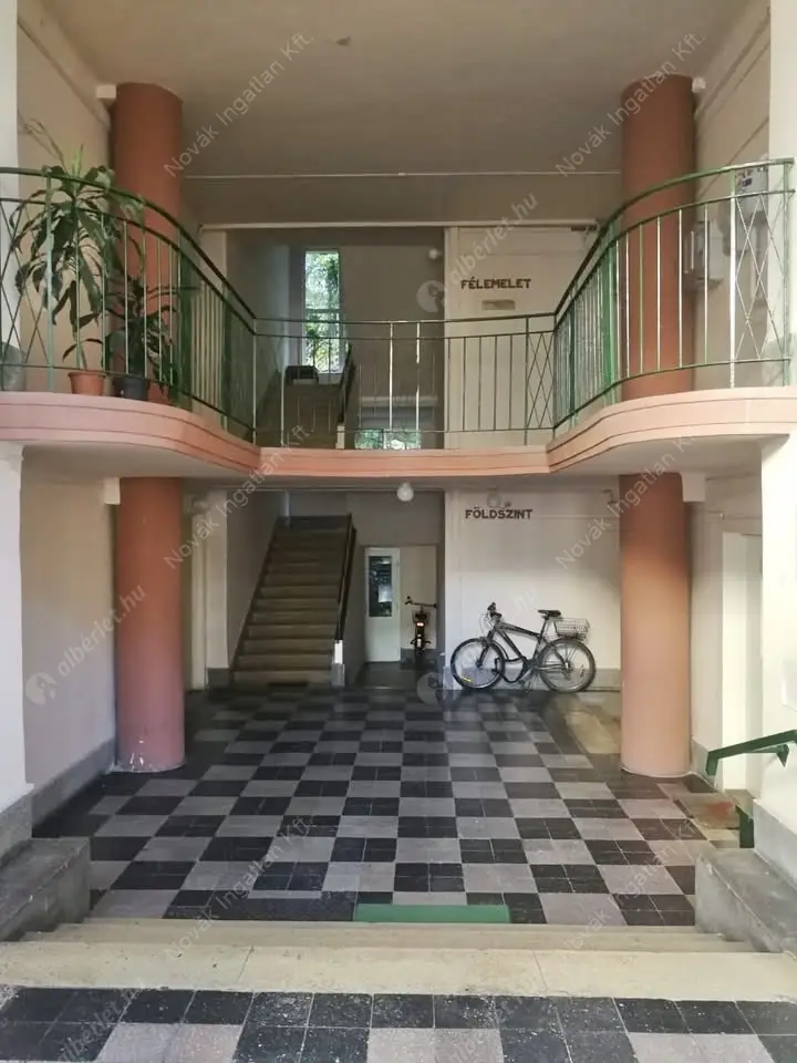 Kiadó albérlet 255000 Ft/hó áron: Budapest, I. kerület  Hattyú utca. Mérete: 46 nm, 1 szobás | Alberlet.hu - 6584852